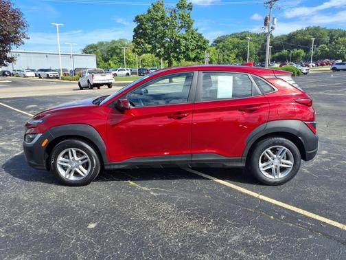 2023 Hyundai KONA SE