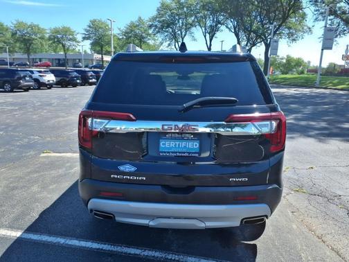 2023 GMC Acadia AWD SLT
