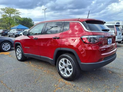 2025 Jeep Compass Sport