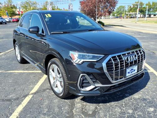2019 Audi Q3 2.0T S line Prestige