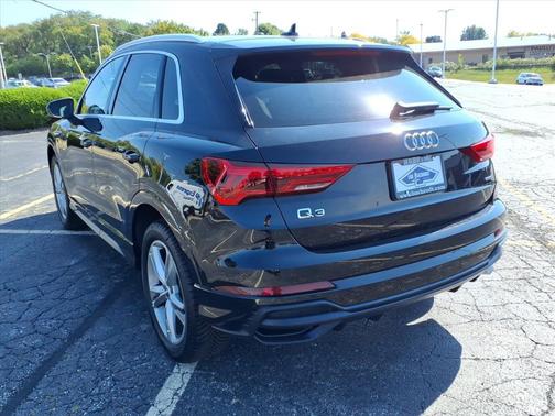 2019 Audi Q3 2.0T S line Prestige