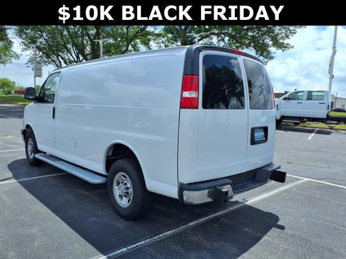 2024 Chevrolet Express 2500 RWD 2500 Regular Wheelbase WT