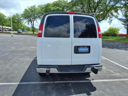 2024 Chevrolet Express 2500 RWD 2500 Regular Wheelbase WT