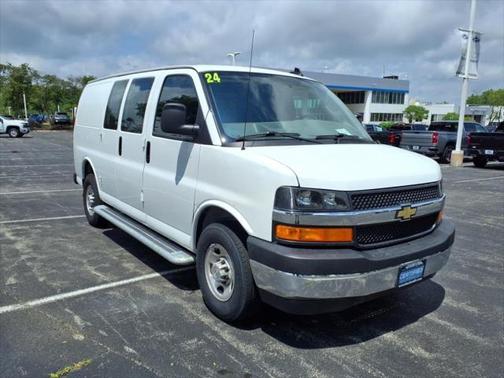 2024 Chevrolet Express 2500 RWD 2500 Regular Wheelbase WT