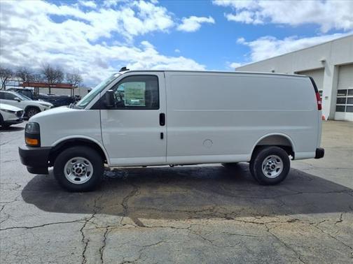 2025 GMC Savana 2500 Work Van