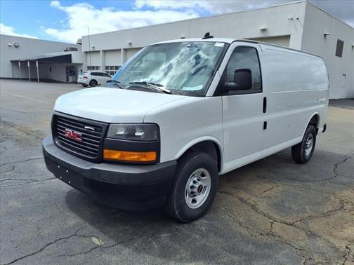 2025 GMC Savana 2500 Work Van
