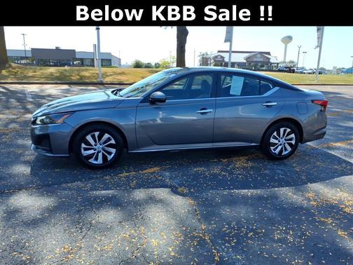 2023 Nissan Altima S FWD