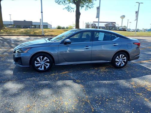 2023 Nissan Altima S FWD