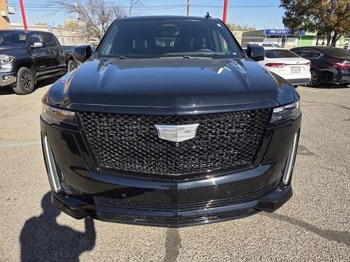 2023 Cadillac Escalade Sport Platinum