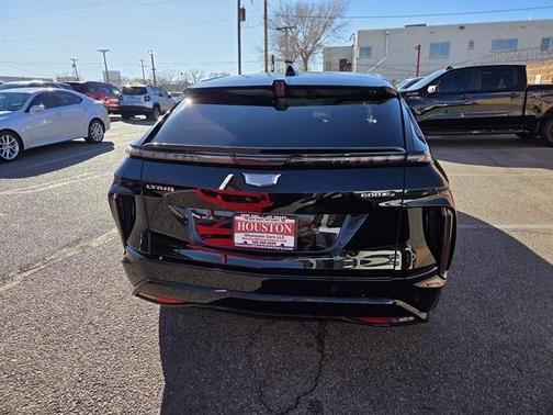 2024 Cadillac LYRIQ Sport