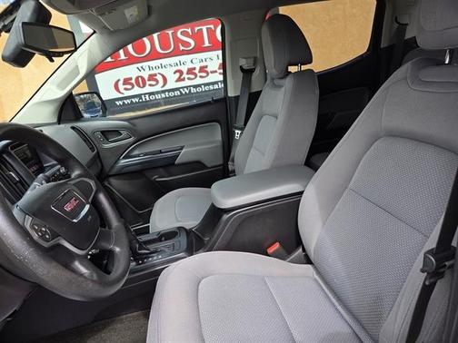 White 2016 GMC Canyon Base