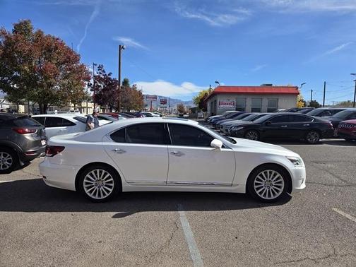 2015 Lexus LS 460 