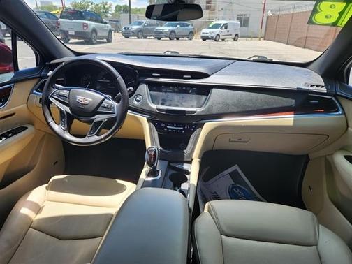 2018 Cadillac XT5 Premium Luxury