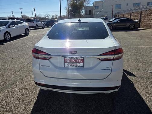 2018 Ford Fusion Hybrid SE