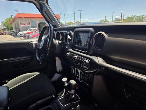 White 2020 Jeep Gladiator Sport