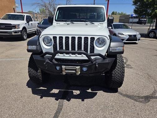 White 2020 Jeep Gladiator Sport