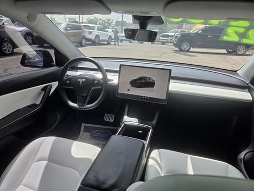 Black 2022 Tesla Model Y Performance