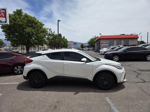 White 2021 Toyota C-HR LE