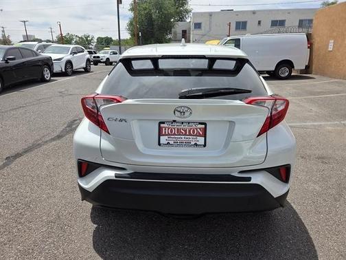 White 2021 Toyota C-HR LE