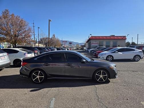 2022 Honda Civic Touring