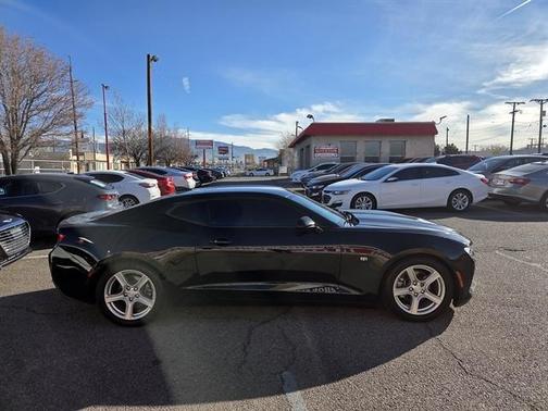 2017 Chevrolet Camaro 1LT