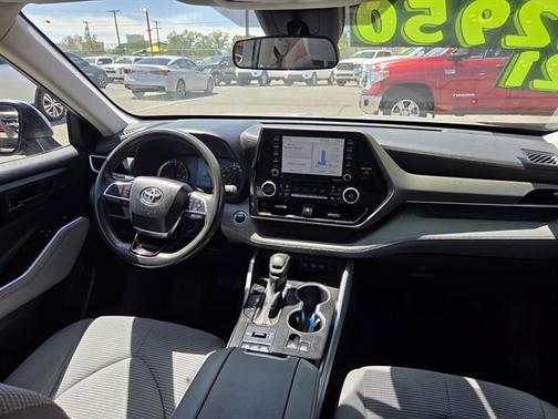 Silver 2021 Toyota Highlander L