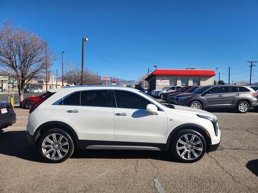 2019 Cadillac XT4 Premium Luxury