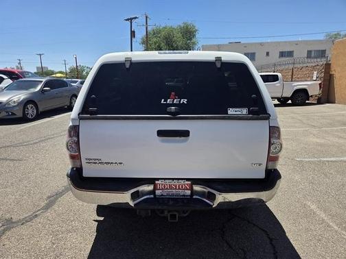 White 2015 Toyota Tacoma