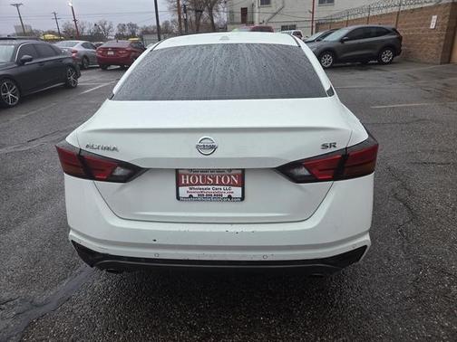 2021 Nissan Altima 2.5 SR