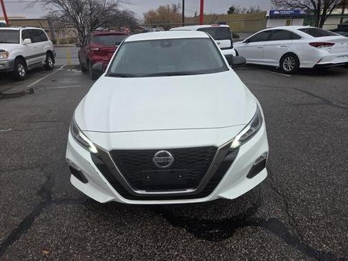 2021 Nissan Altima 2.5 SR