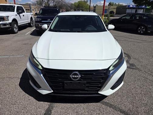 White 2023 Nissan Altima 2.5 S