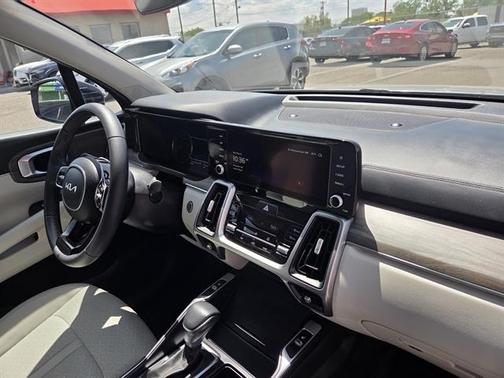 Silver 2023 Kia Sorento X-Line EX