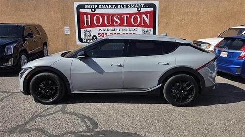 Wolf Gray 2025 Kia EV6 Light