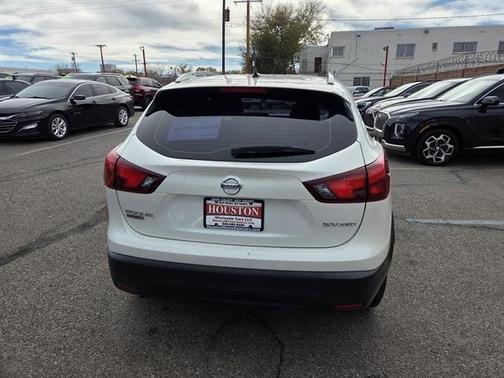2018 Nissan Rogue Sport SV
