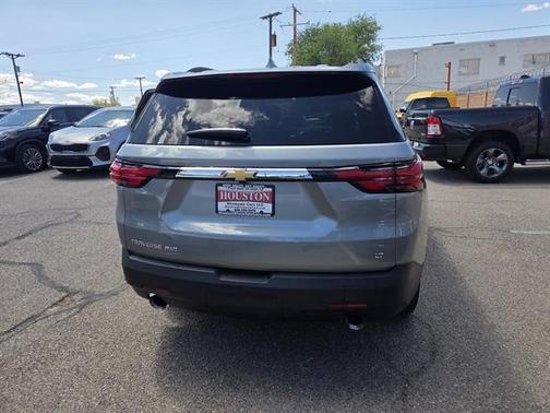 Gray 2023 Chevrolet Traverse LT Cloth