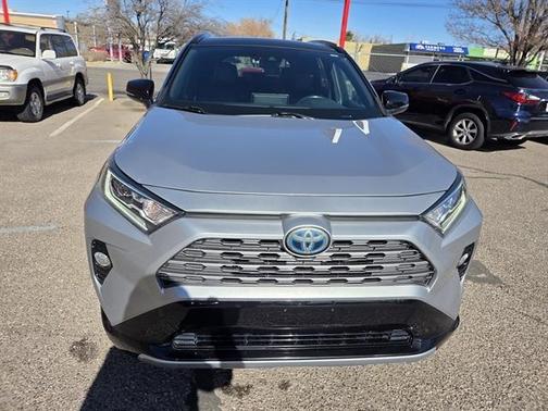 2019 Toyota RAV4 Hybrid XSE