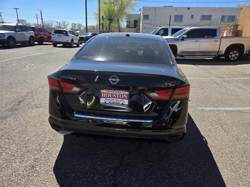 Black 2023 Nissan Altima 2.5 SV