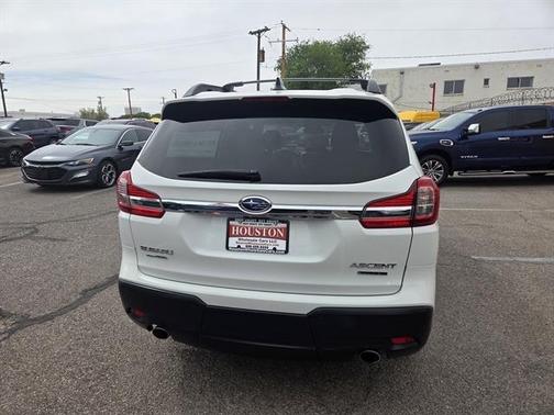 Crystal White Pearl 2019 Subaru Ascent Limited 7-Passenger