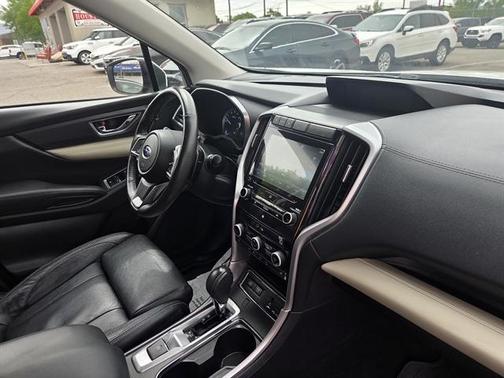Crystal White Pearl 2019 Subaru Ascent Limited 7-Passenger