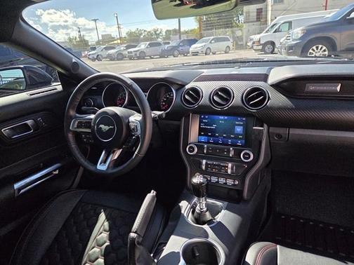 2022 Ford Mustang EcoBoost Premium