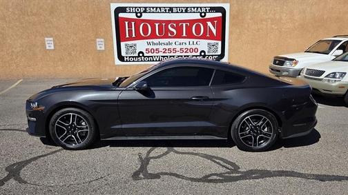 2022 Ford Mustang EcoBoost Premium