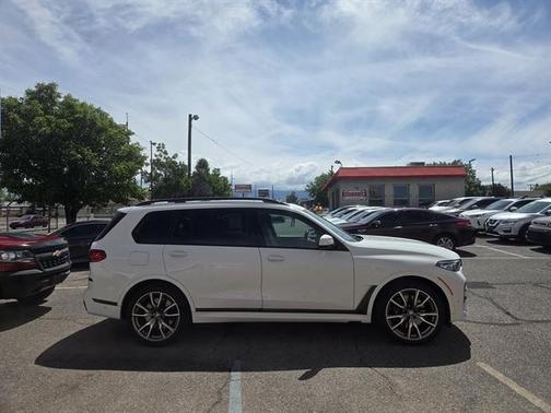 White 2020 BMW X7 M50i