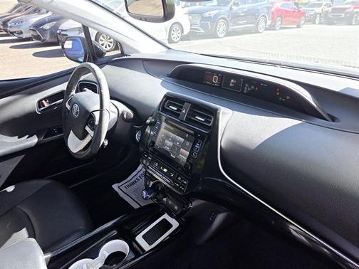 2016 Toyota Prius Three