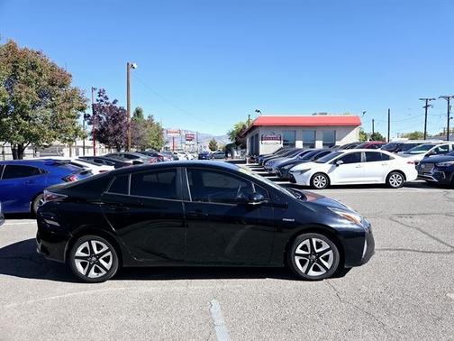 2016 Toyota Prius Three