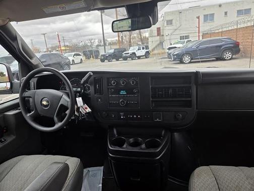 2023 Chevrolet Express 3500 LT