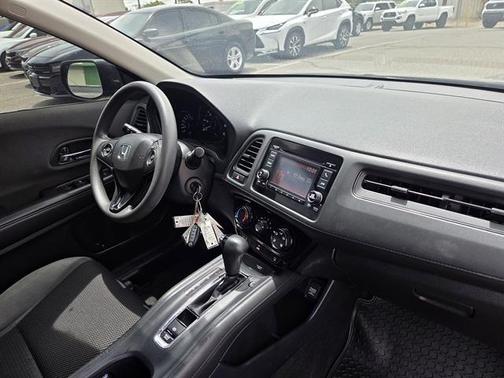 Black 2019 Honda HR-V LX