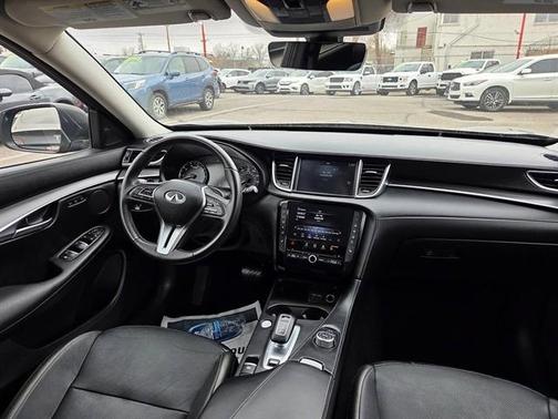 2024 INFINITI QX50 Luxe