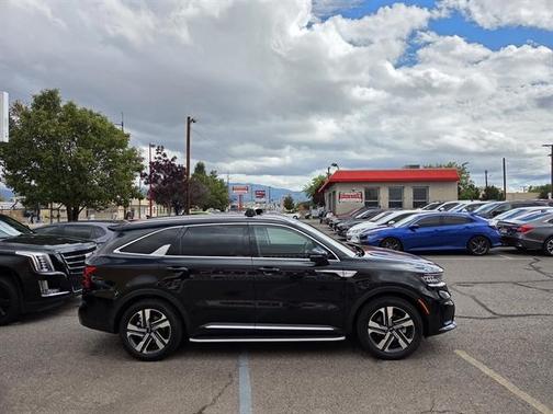 2022 Kia Sorento Hybrid EX