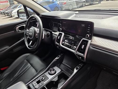 2022 Kia Sorento Hybrid EX