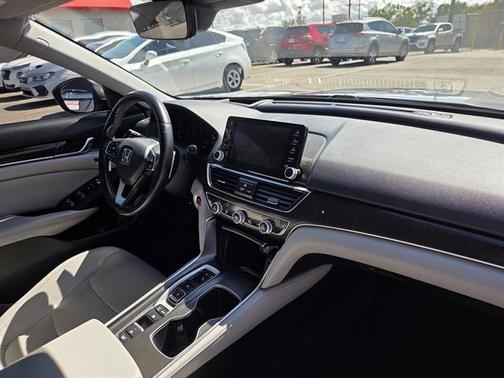 2020 Honda Accord Hybrid Touring